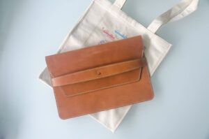 Macbook Folio Cover in Whiskey Pecos