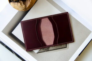 Eben Card Wallet in Bordeaux Buttero