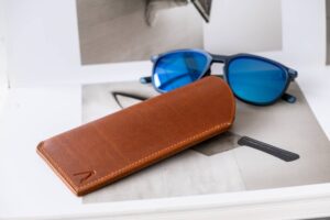 Glasses Slip Case in Brown Vegtan Leather
