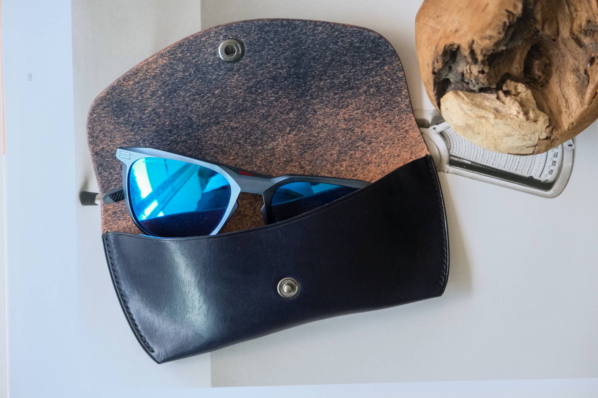 Sarene Glasses Case in Navy